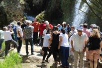 Girlevik Selalesi'nde Hafta Sonu Yogunluk Yasandi