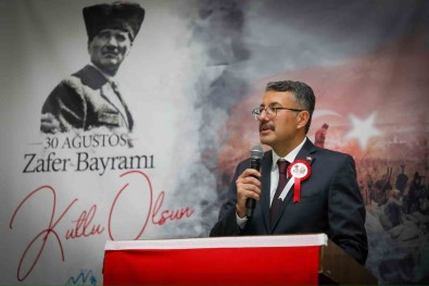 Hakkâri'de 30 Agustos Zafer Bayrami Resepsiyonu