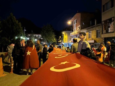 Iskilipliler Zafer Bayrami'nda Fener Alayinda Tek Yürek Oldu