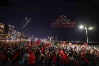 Izmir'de 500 Dron Ile 30 Agustos Coskusu