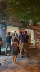 Maltepe'de Yolcu Ile Taksi Soförü Arasindaki Ücret Kavgasi Kamerada