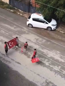 Minik Yüreklerden Büyük Zafer Bayrami Kutlamasi