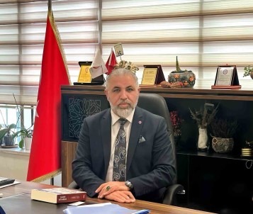 Il Saglik Müdürü Sarikaya Açiklamasi 'Hamile Kadinlar Yazin Günde 12-15 Bardak Su Içilmelidir'