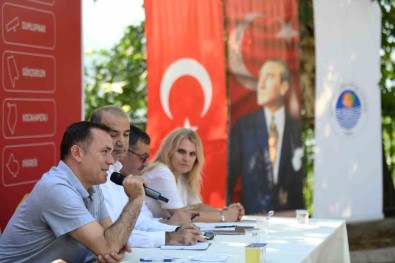 Yenisehir Belediyesinin Mahalle Toplantilari Basladi