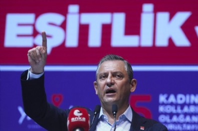 Özgür Özel: Devletçilik okunun yarısını yeşile yarısını mora boyayacağız