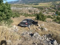 Bilecik'te Otomobil Sarampole Devrildi Açiklamasi 1 Yarali
