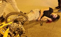 Motosiklet Kazasinda Agir Yaralanan Sürücü Yogun Bakimda Hayata Tutunmaya Çalisiyor Haberi