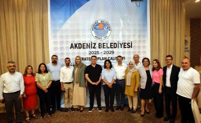 Akdeniz Belediyesi Gelecek 5 Yilin Rotasini Belirliyor