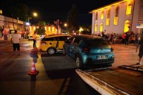 Edirne'de Alkollü Taksi Sürücüsü Ile Otomobil Çarpisti Açiklamasi 1 Yarali Haberi
