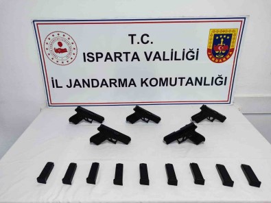 Isparta'da Silah Kaçakçiligi Yapan Sahis Tutuklandi
