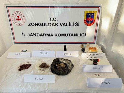 Jandarmadan Uyusturucu Operasyonu; Ekili Kenevirler Böyle Yakalandi