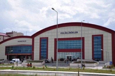 Kars'ta Arastirma Hastanesi'nde Suda Dogum Ünitesi Atil Vaziyette Birakildi