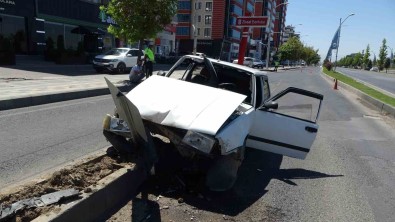 Refüje Çarpan Tofas Kagit Gibi Dagildi Açiklamasi 6 Yarali