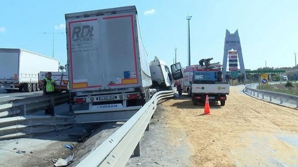 Kuzey Marmara Otoyolu trafik kazasında 1 kişi hayatını kaybetti