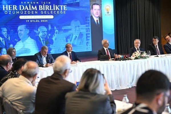 Samsun'a hızlı tren geliyor! Bakan Uraloğlu açıkladı: Türkiye demir ağlarla örülüyor