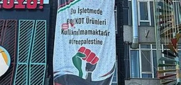 64 bin TL ile tehdit ettiler! CHP'li İBB'den boykot pankartı asan esnafa ceza!