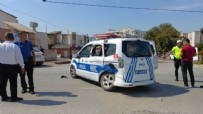 Hatay'da otomobil ile polis aracı çarpıştı