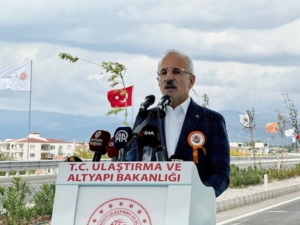 YHT için tarih belli oldu! Bakan Uraloğlu açıkladı
