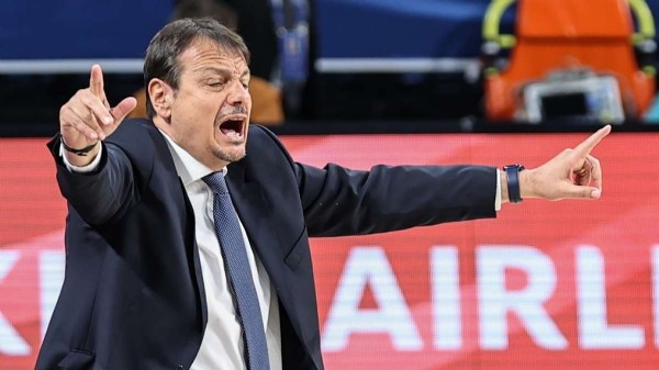 Fenerbahçe'den flaş Ergin Ataman kararı! 'Milli takıma oyuncu göndermeyeceğiz'