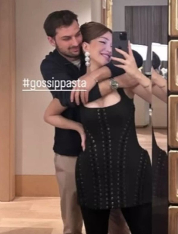 Sevgilisini ilk kez gösterdi!