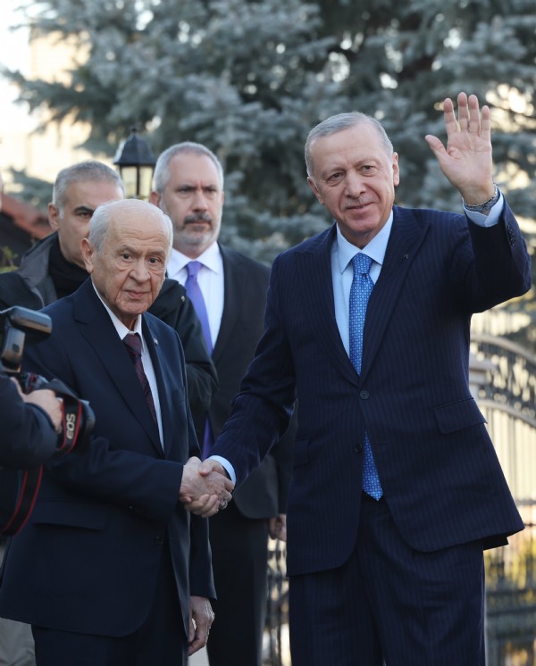 Erdoğan-Bahçeli görüşmesinde esprili diyalog
