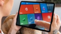 Windows 11'e hâlâ geçmeyenler yandı: Microsoft'tan kullanıcıları şoke eden Office kararı! Haberi