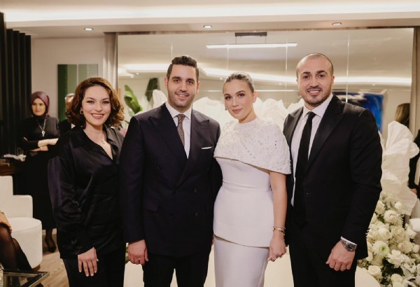 Sinan Engin'in kızı nişanlandı! İşte mutluluk dolu o anlar...