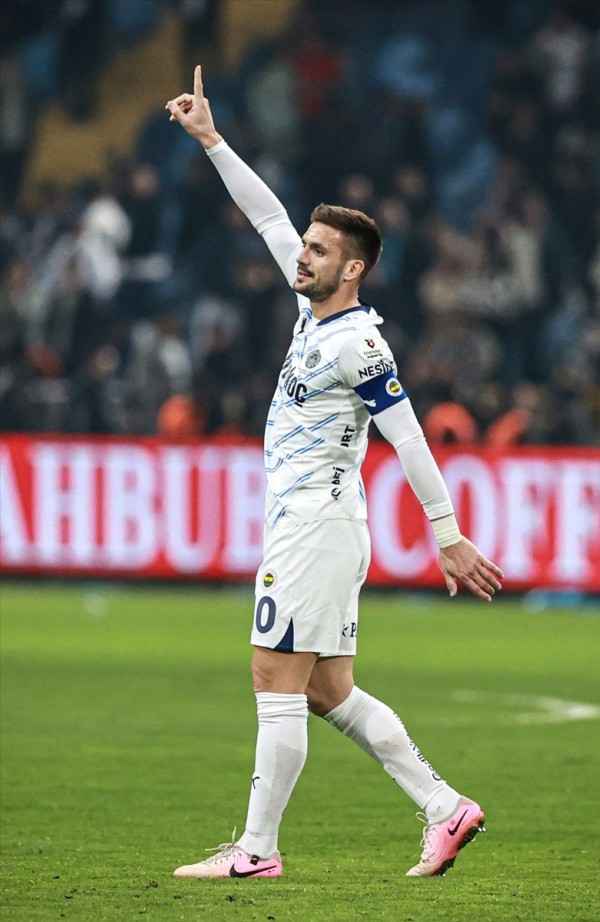 Fenerbahçe'de Dusan Tadic fırtınası: 5 dakikada maçı çözdü