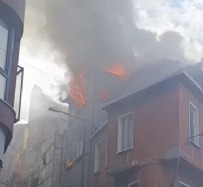 Beyoğlu'nda korkutan yangın: Ekipler bölgede!