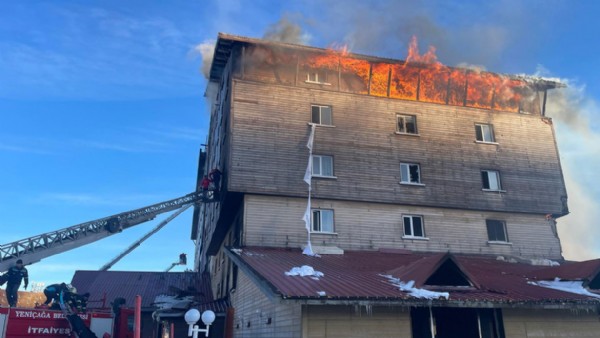 Bolu'daki yangın faciasına ilişkin tutuklananların sayısı 15'e yükseldi