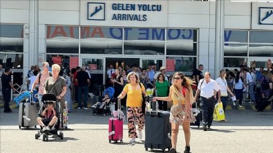 Antalya turizmi rekora doymuyor! Yabancı ziyaretçi sayısı zirveye çıktı