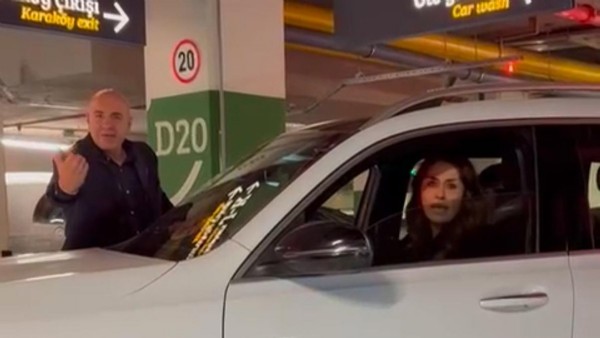 İstanbul'da otopark kavgası: Çinli sürücüyü 'I love you baby' sözleriyle tahrik etti