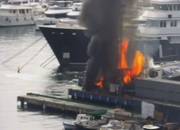 Pendik marinada korkutan yangın! Alevler gökyüzünü sardı