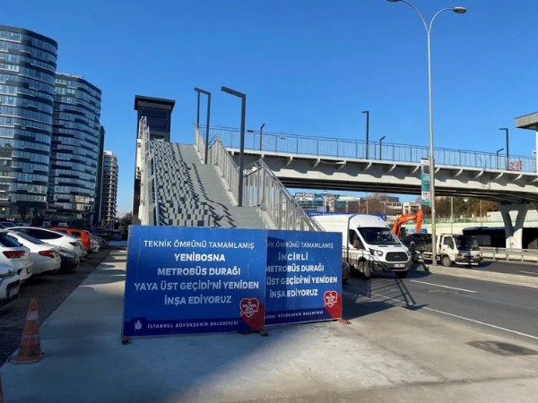 İBB’ye Yenibosna metrobüs durağı tepkisi! Vatandaşlardan 6 aydır bitmeyen tadilata isyan etti: Sözler tutulmadı!