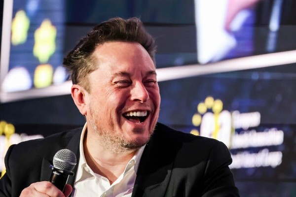 Çılgın iddia: Elon Musk Liverpool’u satın almak istiyor!