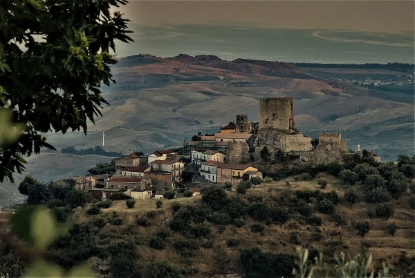 Belediye açıkladı: Bu köyde hasta olmak yasak