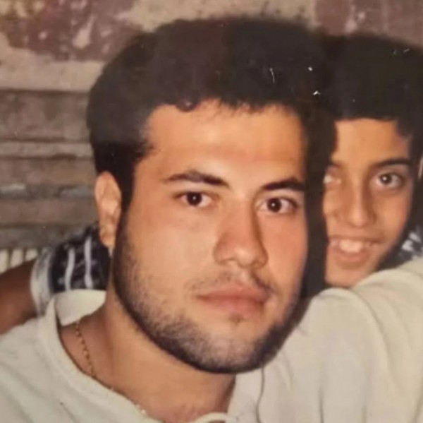Kobra Murat gençlik halini paylaştı