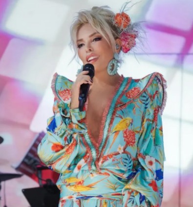 Ajda Pekkan İçini Döktü! ' Evde Kaldım'