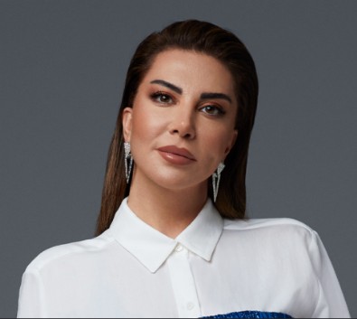 Ebru Yaşar ' Sanat Kavuşturur '...