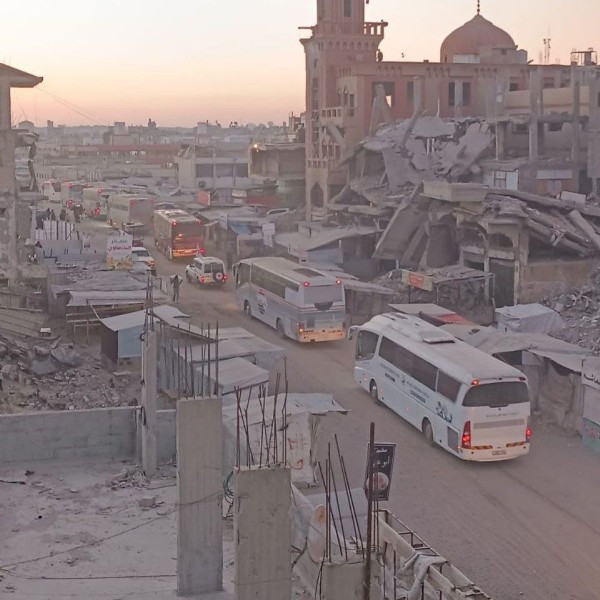 Dünyanın gözü Gazze'de! Rehineler serbest bırakılıyor