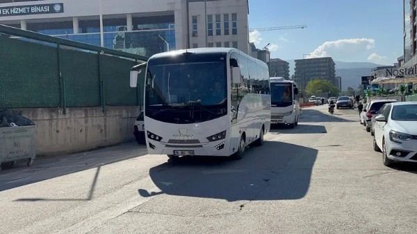 Bursa'da rüşvet operasyonu! CHP'li eski başkan adliyede