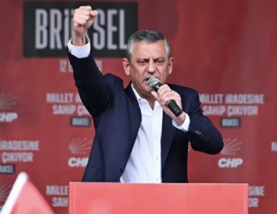 Özgür Özel'in Brüksel Mitinginde Hüsran!