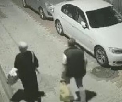 Kadına Yerde Sürükledi!