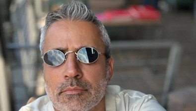 Şarkıcı Emrah'ın yeni tarzı dikkat çekti