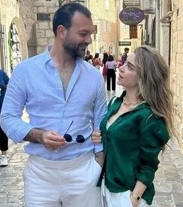 Öykü Çelik Evlenme Teklifi Aldı!