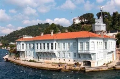 İnönü'nün yalısı için İBB yolu kapattı! Semt sakinleri hukuksuzluğa isyan etti