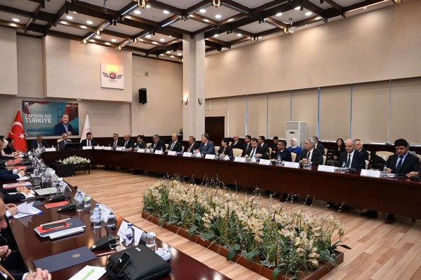 Abdulkadir Uraloğlu: Son 23 yılda toplam 298,4 milyar dolarlık yatırım gerçekleştirdik