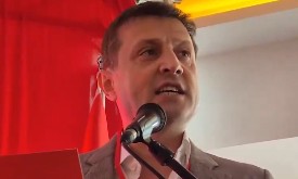 Tekirdağ’da CHP kongresinde ortalık karıştı: ‘Kovun beni’ diyerek salonu terk etti