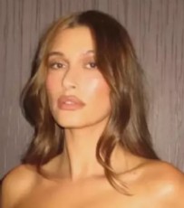 HAİLEY BİEBER - Hailey Bieber'dan Estetik Açıklaması!