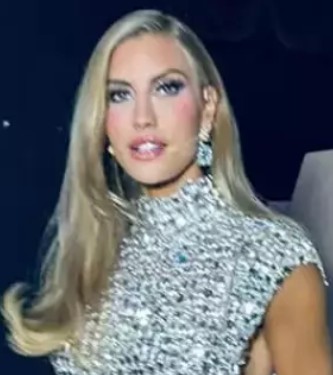 Çağla Şikel Sosyal Medyada Gündem!